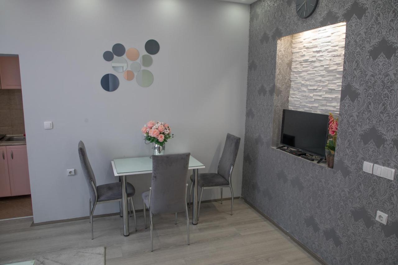 Dis Apartman 1 Крушевац Екстер'єр фото